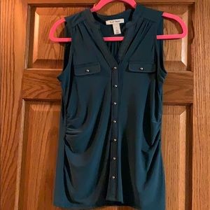 Sleeveless emerald blouse